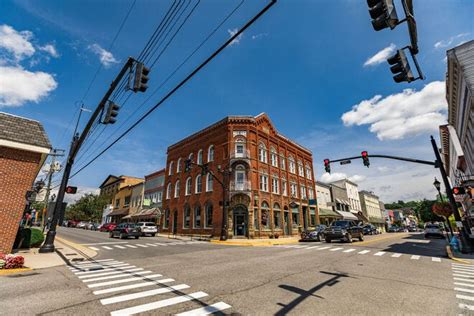 Happy hour lewisburg wv  Apply to Retail Sales Associate, Cashier, Produce Clerk and more!Highly rated activities for a rainy day in Lewisburg: The top indoor things to do in Lewisburg