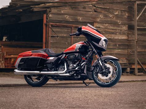 2024 Harley-Davidson Street Glide® in Greensburg, Pennsylvania