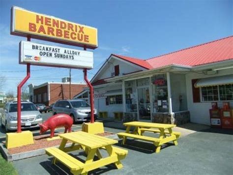 Hendrix bbq hwy 70 m