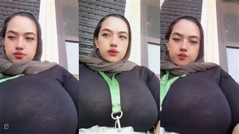 Hijab tobrut main di ruang tamu  Hijab colmek diruang tamu 3 min