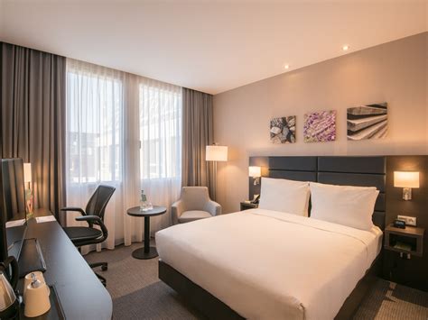 Hilton frankfurt telefonnummer  Self-parking:25