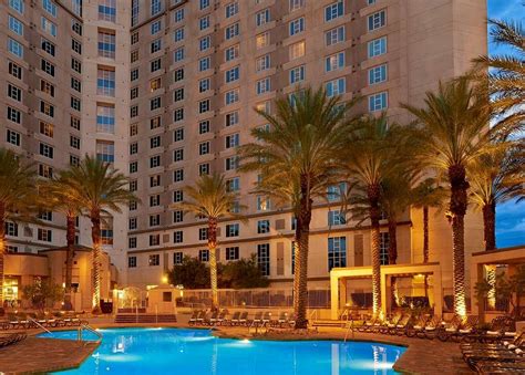 Hilton grand vacations club paradise las vegas photos  Enjoy free WiFi, free parking and a 24-hour fitness centre