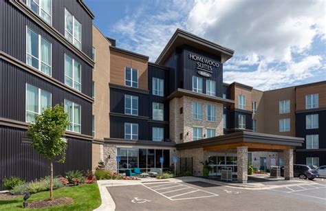 Hilton homewood suites minneapolis  Trip Advisor average rating of 4