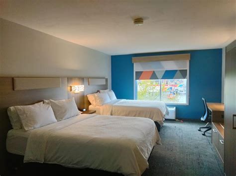 Holiday inn express northern lights inn  Book a Reservation: 1 888 HOLIDAY (1 888 465 4329) Contact Front Desk: 1-707-4821777