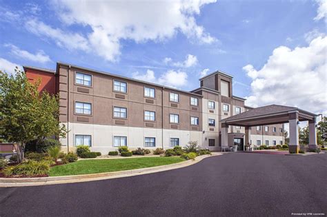 Holiday inn express sturgis mi  - See 209 traveler reviews, 78 candid photos, and great deals for Holiday Inn Express Howe (Sturgis, MI), an IHG Hotel at Tripadvisor