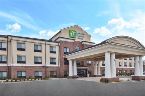 Holiday inn triadelphia Comfort Inn Triadelphia: 49 miles: Holiday Inn Allegheny Valley: 53 miles: Clarion Inn & Conference Center (Cleveland/Akron area) 37 miles: Holiday Inn Canton (Belden Village) Cities near location (city name): distance/time (100 miles/1 hour): Find more places