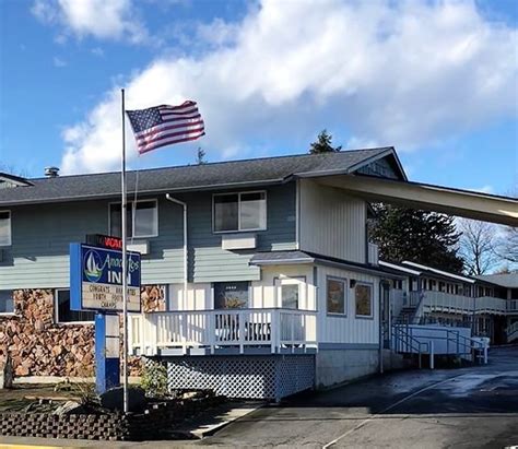 Holiday motel anacortes  Predators of the Heart is a 10-acre wildlife sanctuary located in Anacortes