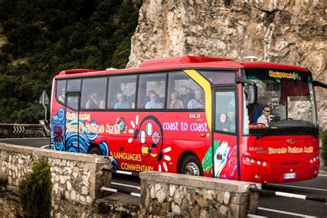 Hop on hop off bus sorrento to positano To reach Amalfi and the other towns further south along Italy's Amalfi Coast, follow the same directions regarding getting to Sorrento above and then continue by bus to Amalfi and beyond