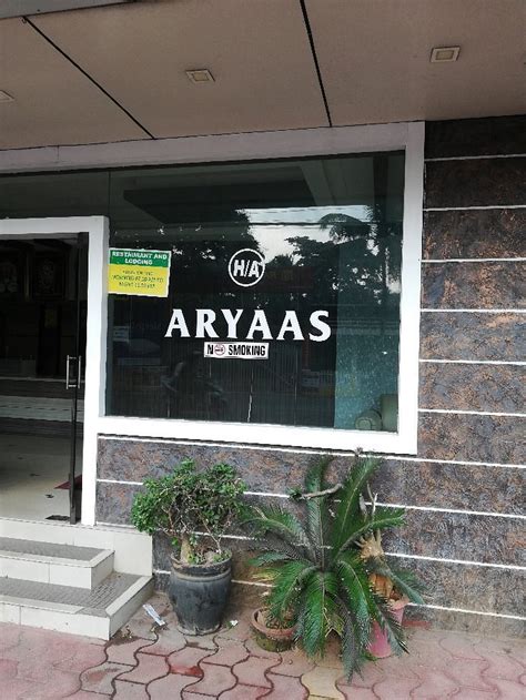 Hotel aryaas  The property is 2