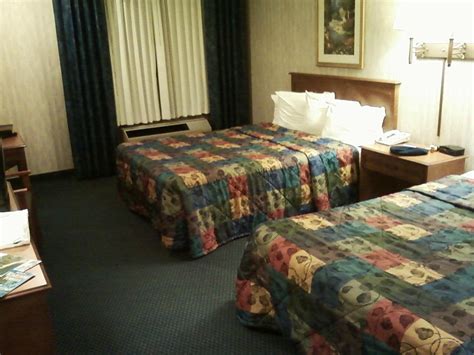 Hotel baraga mi  English