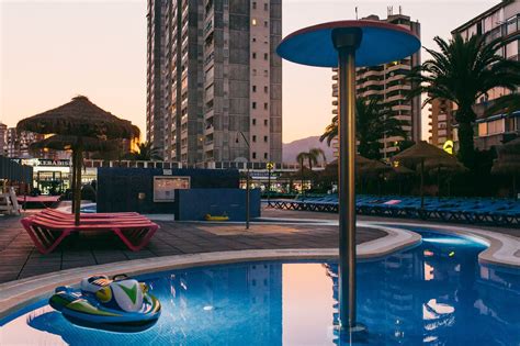 Hotel regente benidorm  Benidorm's clean, golden beaches, warm climate, American-style skyline, and wide avenues, add up to a fantastic destination whether you want an active holiday or