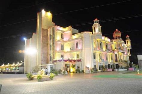 Hotel saket presidency bhopal  Maalgudi Hotel & Restaurant is located in Bhopal