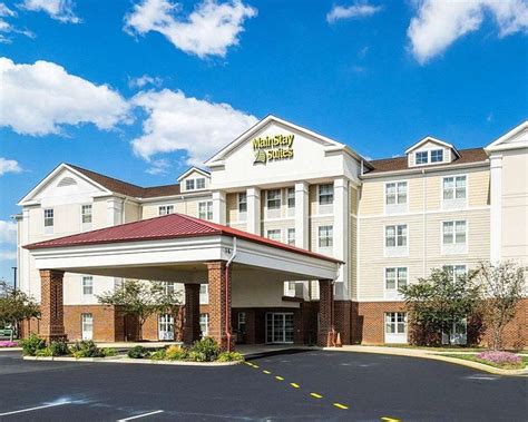 Hotel suites in dover de  1051 N Dupont Hwy