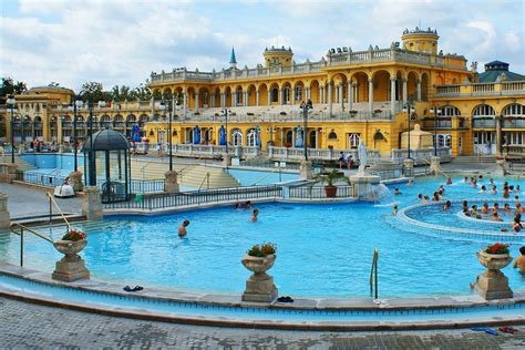 Hoteli u blizini széchenyi baths and pool  According to Tripadvisor travellers, these are the best ways to experience Széchenyi Baths and Pool: Entrance to Szechenyi Spa in Budapest (From $83