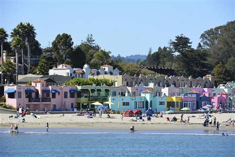 Hotels capitola ca  Enjoy the free continental breakfast each morning