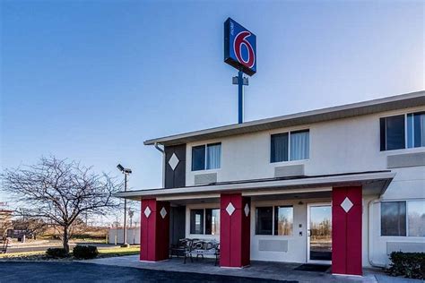 Hotels harrisville pa Motel 6 Barkeyville, PA