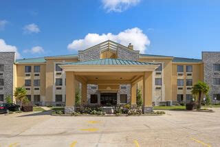 Hotels in new augusta ms  Check in and Check Out 