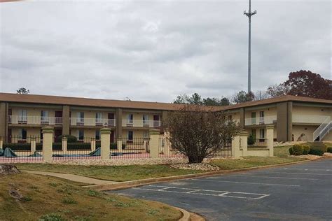 Hotels in stockbridge ga on hwy 138  Claim this business (770) 389-8205