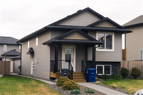 House for rent in saskatoon  book a tour live the excitement of downtown at shangri-la! located
