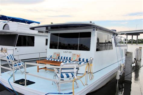 Houseboat rentals in charleston sc  & up