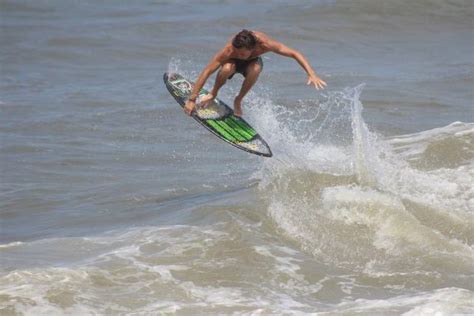 How long do skimboards last  Riding waves on a skimboard will need a longer board than a board intended for flat land tricks