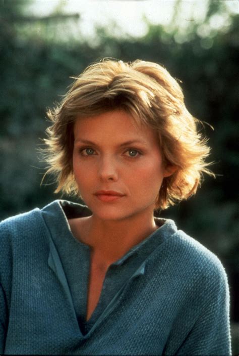 How old was michelle pfeiffer in ladyhawke I