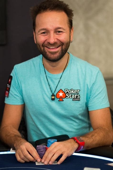 How tall is daniel negreanu Daniel Negreanu’s age is 49 years old as of today’s date 14th September 2023 having been born on 26 July 1974