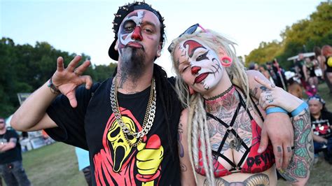 How to become a juggalo  When you're having supper