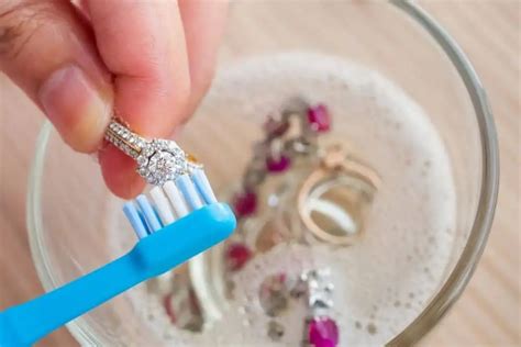How To Make Your Own Jewelry Cleaner