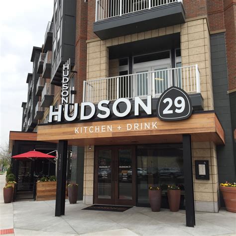 Hudson 29 kitchen drink <s>The Hudson 29 Dinner Menu features delicious dishes like Vegetable Flatbread and Crispy Buttermilk Chicken and has gluten-free options available</s>