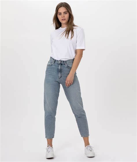 Humbly asking for help to find this pair of Armedangels jeans. This site  this ad uses them for doesnt even carry this