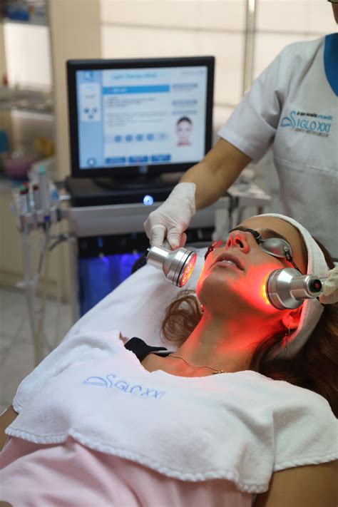 Hydrafacial arcadia  An experienced practitioner is able to customize the treatment to suit a patient’s needs and effectively address any issues that may arise during the process