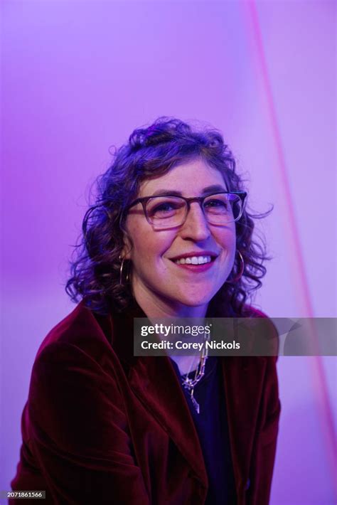Imdb mayim bialik  She weighs 137 pounds, or 62 kg, in total