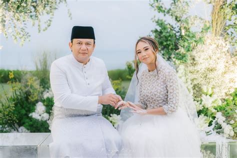 Intan najuwa husband Intan Najuwa is a well-known actress, model, and blogger from Malaysia