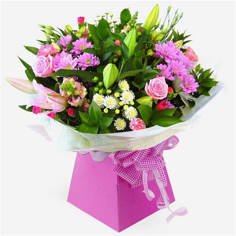 International flower delivery poland  Flowers for weddings, birthdays & events