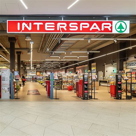 Interspar gobuda  Az Év BOLTJA 2023-ban Hipermarket fókategóriában a BÉCSI INTERSPAR GOBUDA MALL KÖSZÖNJÜK Rántott hekkfllé Köret steekburgonua