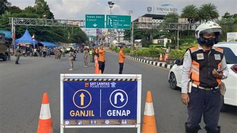 Invest 2d ganjil genap com - Kasudin Dinas Perhubungan Kota Jakarta Selatan, Christianto mengatakan, sosialisasi perluasan pembatasan kendaraan berdasarkan nomor pelat ganjil dan genap telah dilakukan sejak Jumat (9/8/2019) kemarin