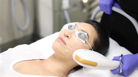 Ipl photofacial evergreen  By harnessing light energy, a photo facial rejuvenates the skin in numerous ways