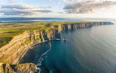 Ireland vacations 2020  Its undeniable charm is spellbinding, and its culture and unmatched hospitality is famous throughout the