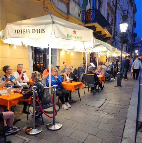 Irish pub krakow Ronnie Drew's Irish Pub, Krakow: See 14 unbiased reviews of Ronnie Drew's Irish Pub, rated 3