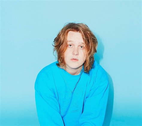 Is lewis capaldi ginger  It was released as a single on 3 July 2020