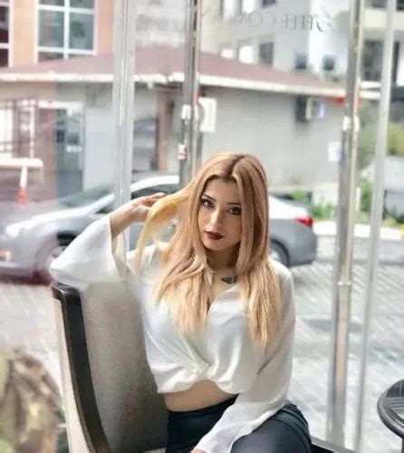 Izmir vip escort  Hoşlantılarımı sürekli