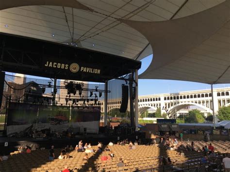 Jacobs pavilion skybox  Jacob Collier