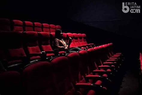 Jadwal bioskop aurora malang Baca Juga: 8 Fakta Menarik Film Jalan yang Jauh Jangan Lupa Pulang yang Rilis 2 Februari 2023 di Bioskop Indonesia Jadwal film dan harga tiket bioskop di Malang hari ini 5 Februari 2023:
