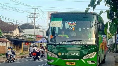 Jadwal bus solo pacitan  Hubungi segera: 