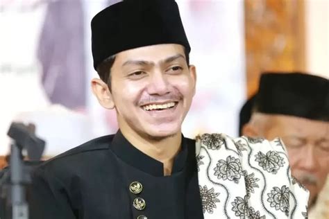 Jadwal habib zaidan september 2023  Terlihat Habib begitu menyayangi saudara-saudarinya