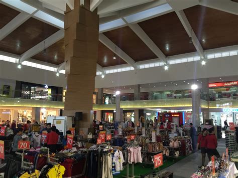 Jadwal nonton mall bali galeria  Sayangnya, di sini hanya tersedia versi reguler