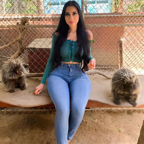 Jailyne ojeda instagram  La modelo que es por mucho una de las chicas consentidas de Instagram, aprovecha cualquier situación para compartir contenido que