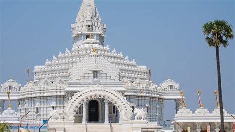 Jain temple ecr timings  Jain Temple – This temple is