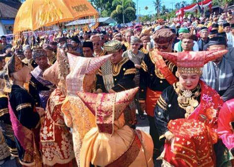 Jaran plok  Minggu, 23/07/2023 - 09:35:40 WIB Naiak Gadang Sako Kari Ibrahim H